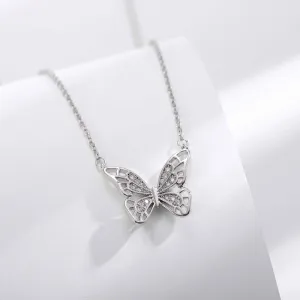 Beautiful Butterfly Necklace Pendant & Chain Set