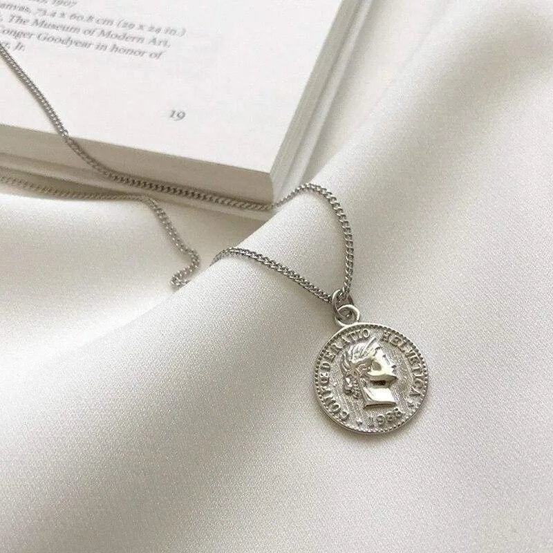 Bohemia Round Coin Choker Necklace Pendant For Women Medal Gold Silver Color Disc Face Necklace Dainty Gifts New European 2018