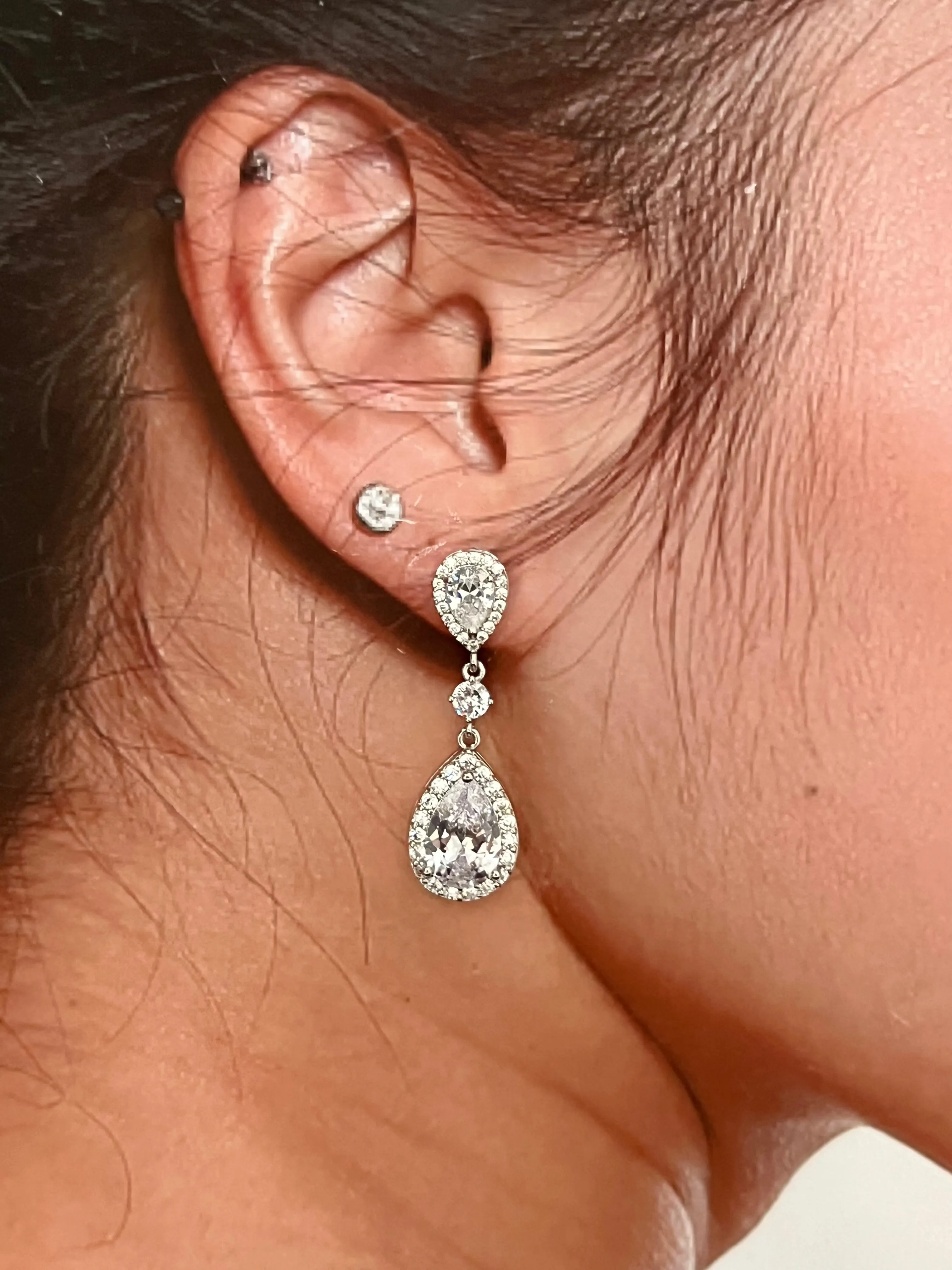 Bridal Earrings, Quinceanera Swarovski and Zirconia Classic Earring