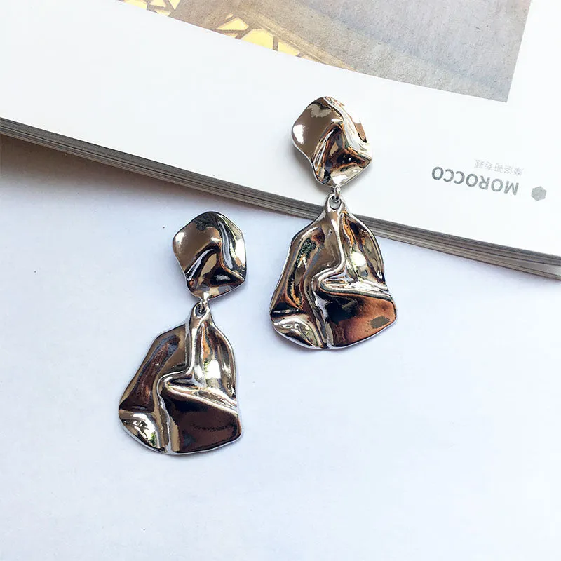 European and American Cross-Border Internet Celebrity: Vienna Verve Exaggerated Alloy Earrings