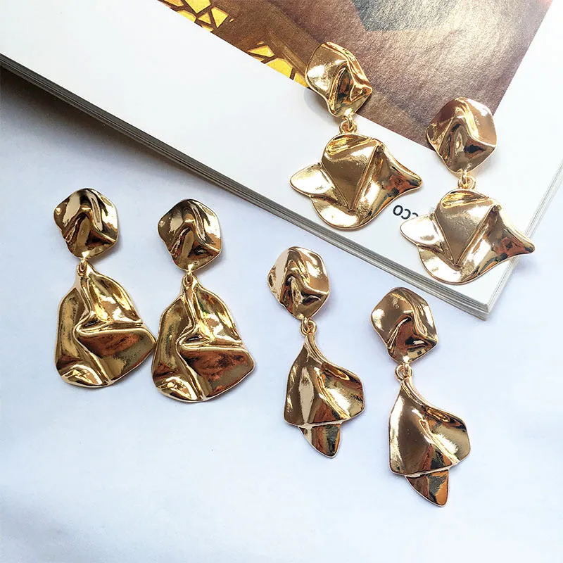 European and American Cross-Border Internet Celebrity: Vienna Verve Exaggerated Alloy Earrings