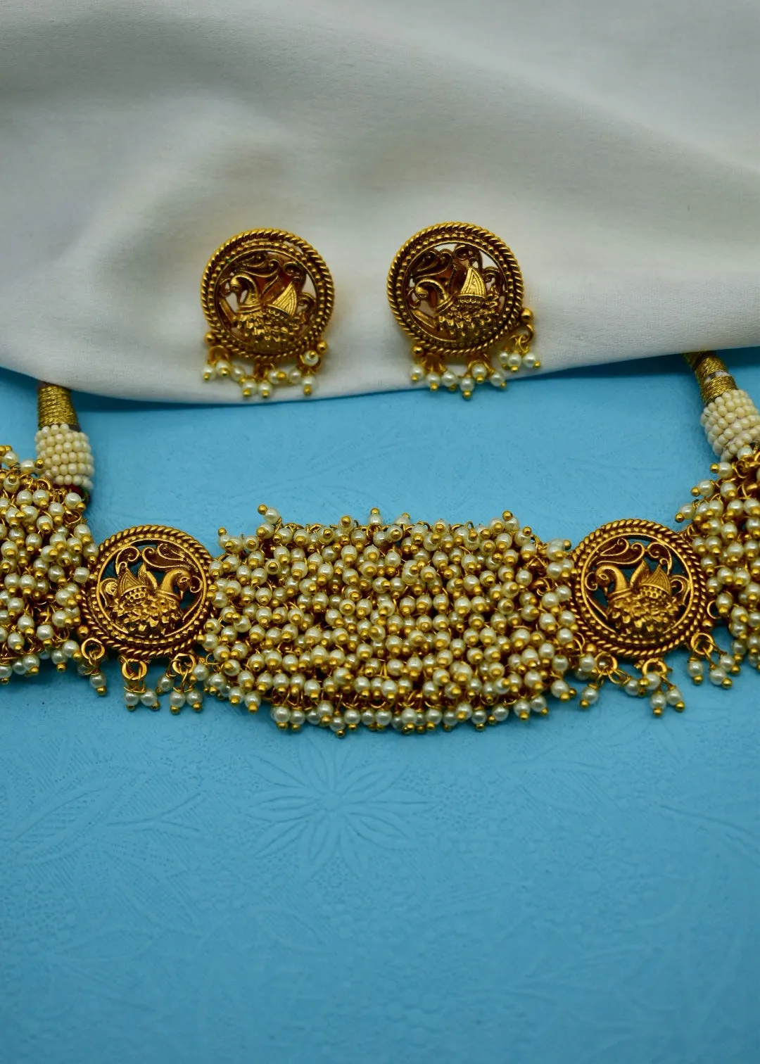 FANCY PEARL BEADS NECKLACE