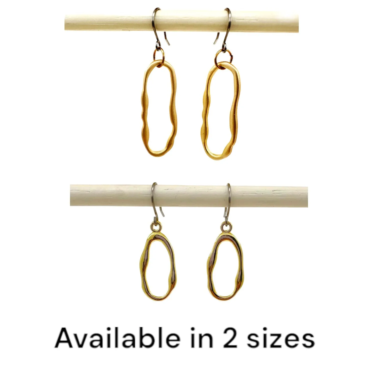 Gold oblong loop minimal earrings