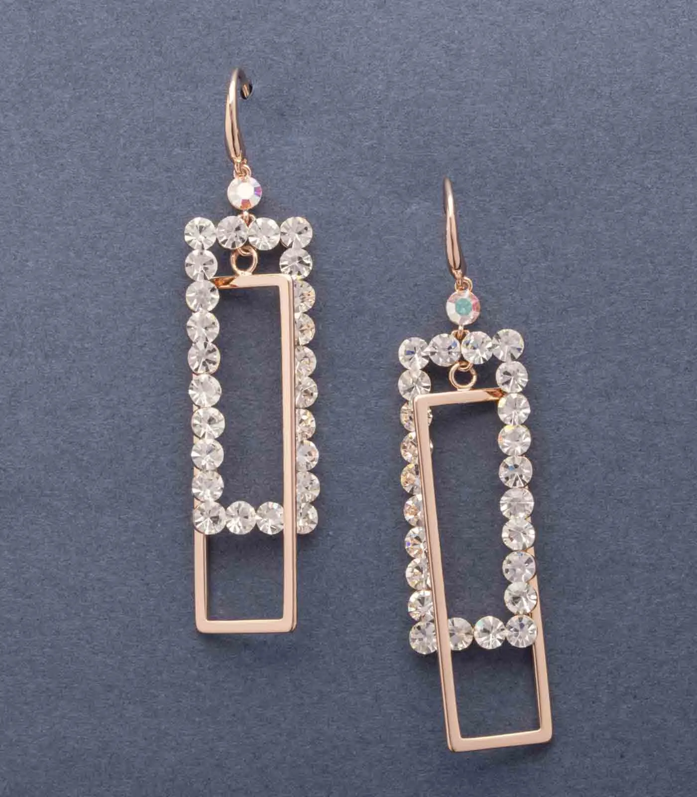 Graceful Crystal Fashionable Earrings (Brass)