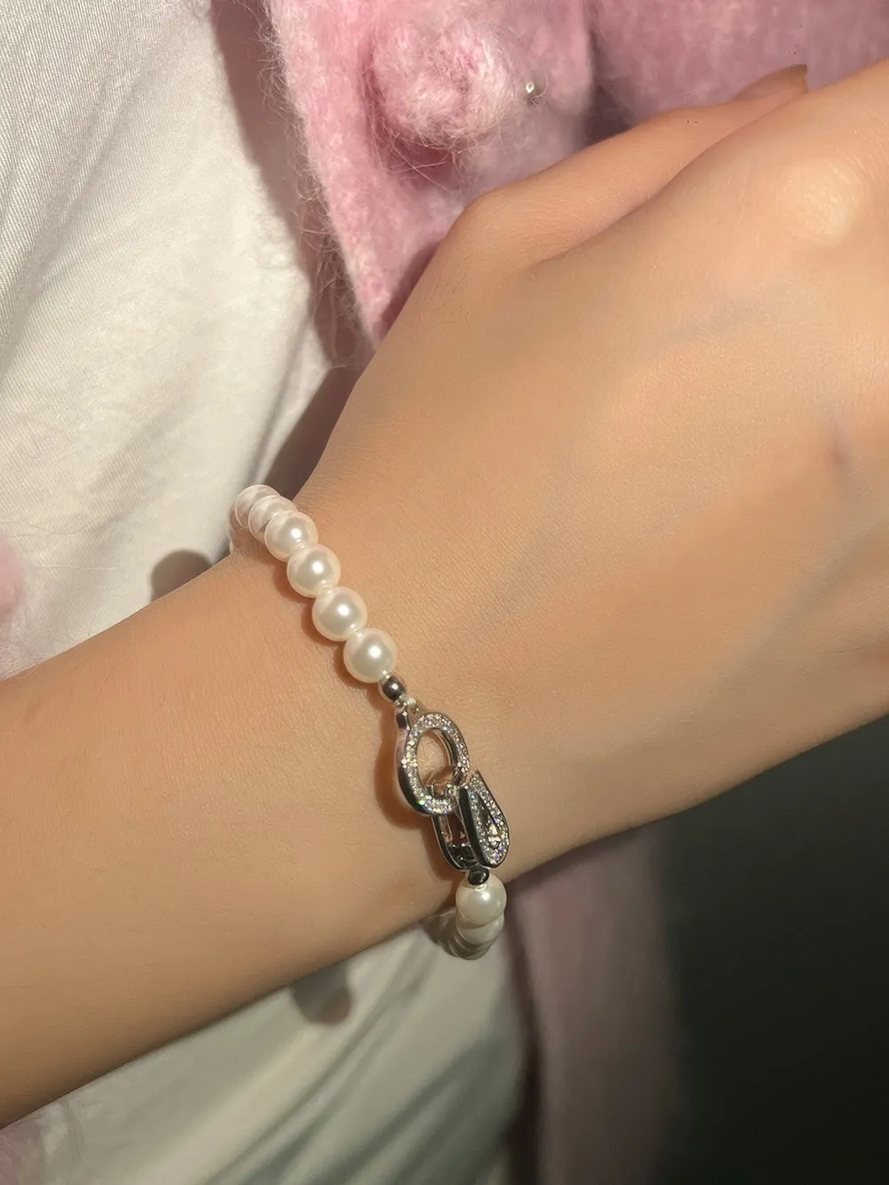 MUKTANK Australian White Bracelet