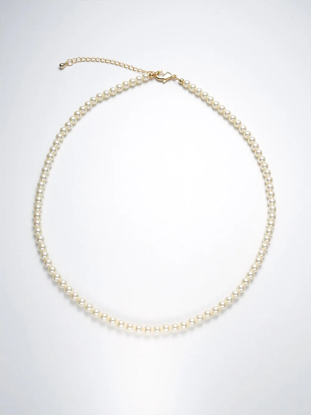 MUKTANK Warm Gold Mini Petite Pearl Necklace